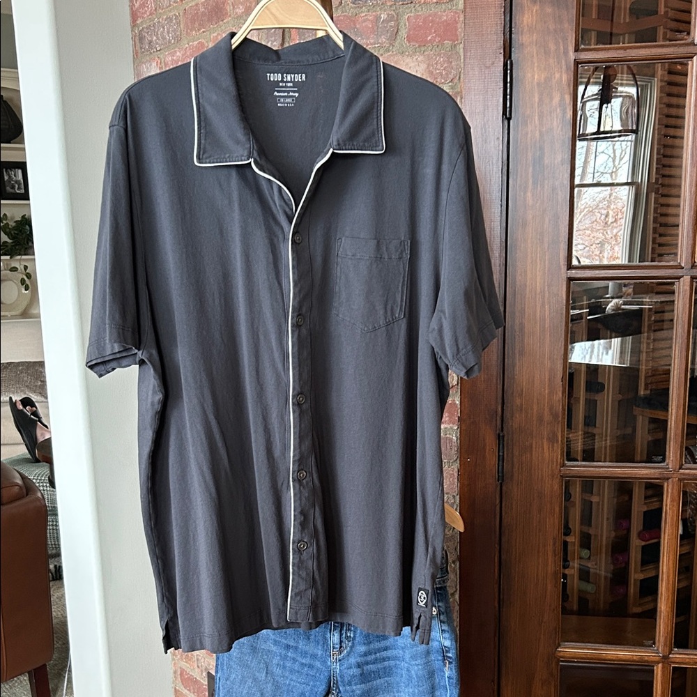 Todd Snyder Men's Charcoal Button Up Shirt